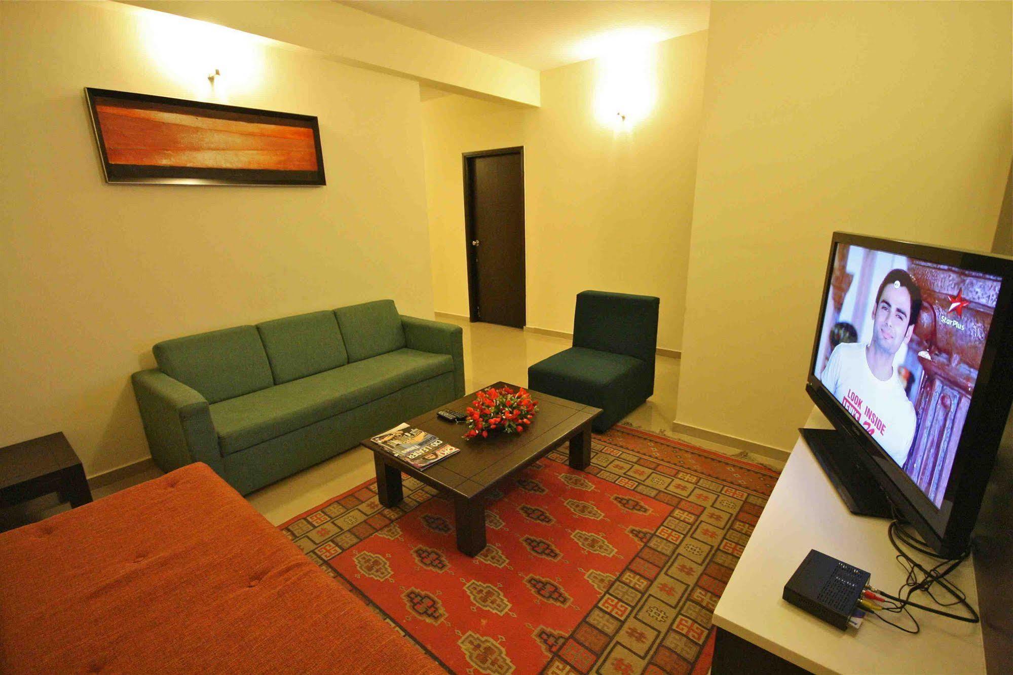 Treebo Trend Sterling Suites Inn Bangalore Luaran gambar