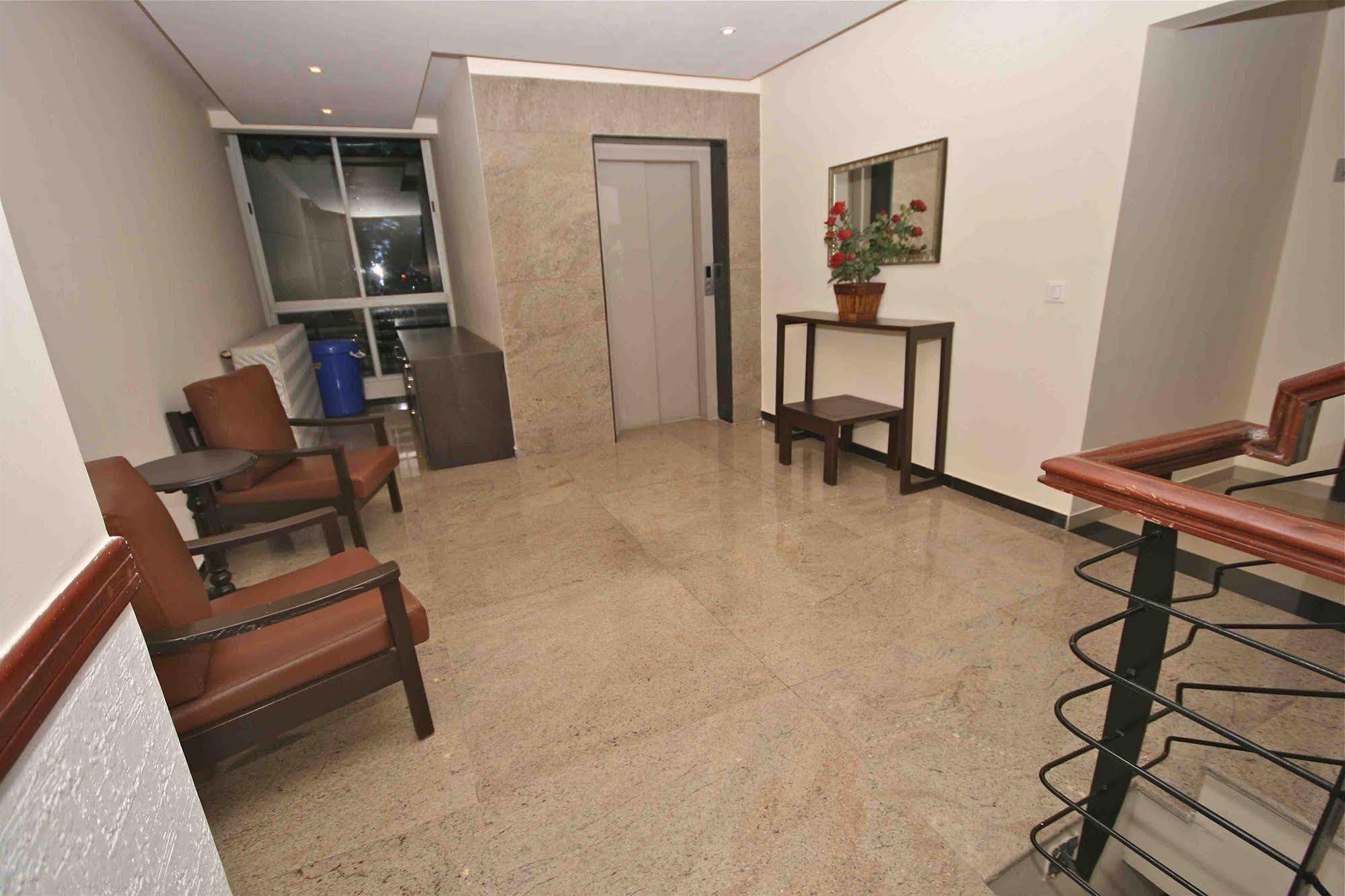 Treebo Trend Sterling Suites Inn Bangalore Luaran gambar